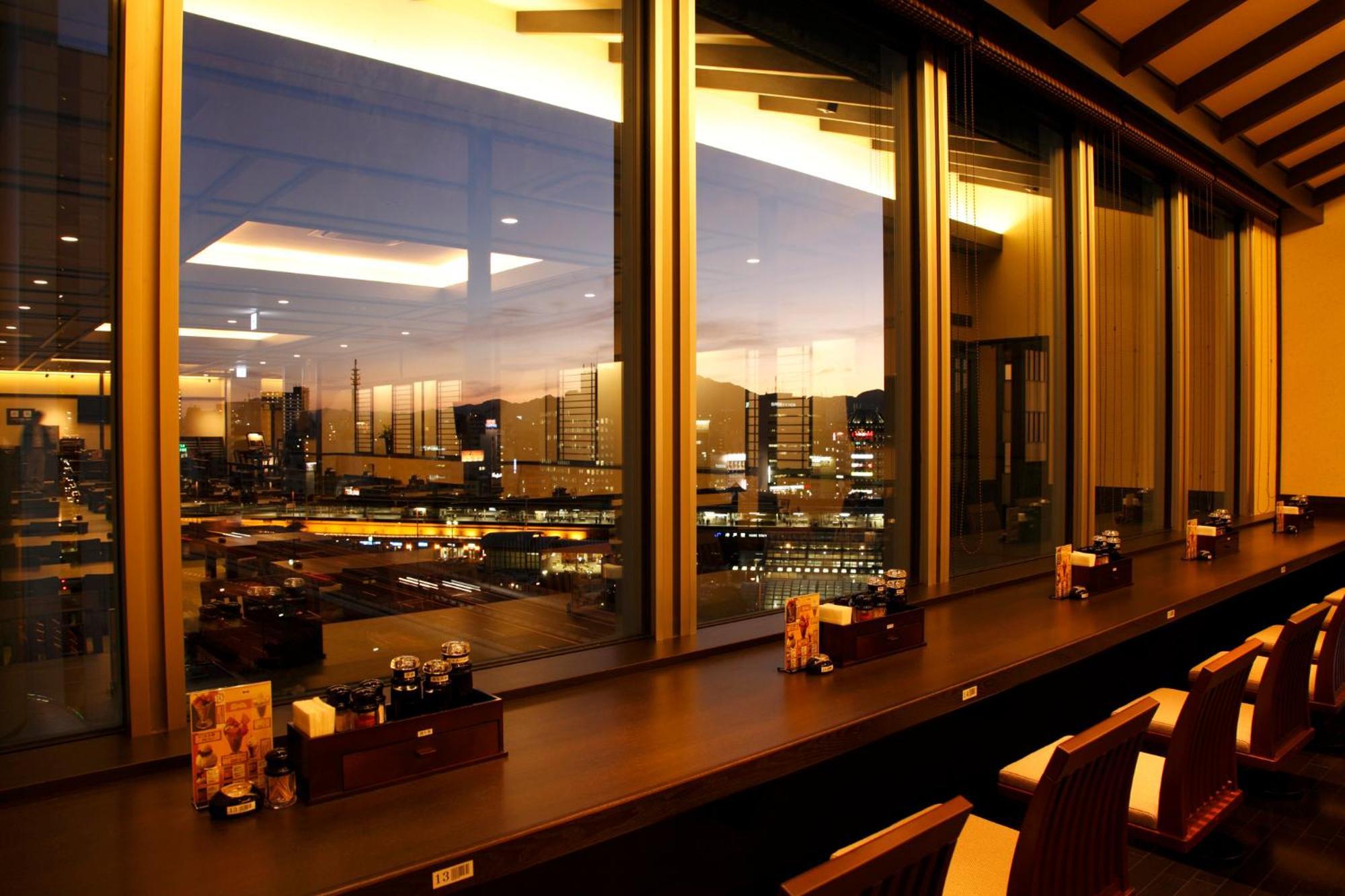 Kobe Harbor Land Onsen Manyo-Club Hotell Eksteriør bilde